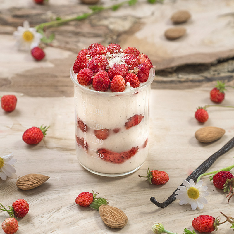 crema di mandorle e fragoline